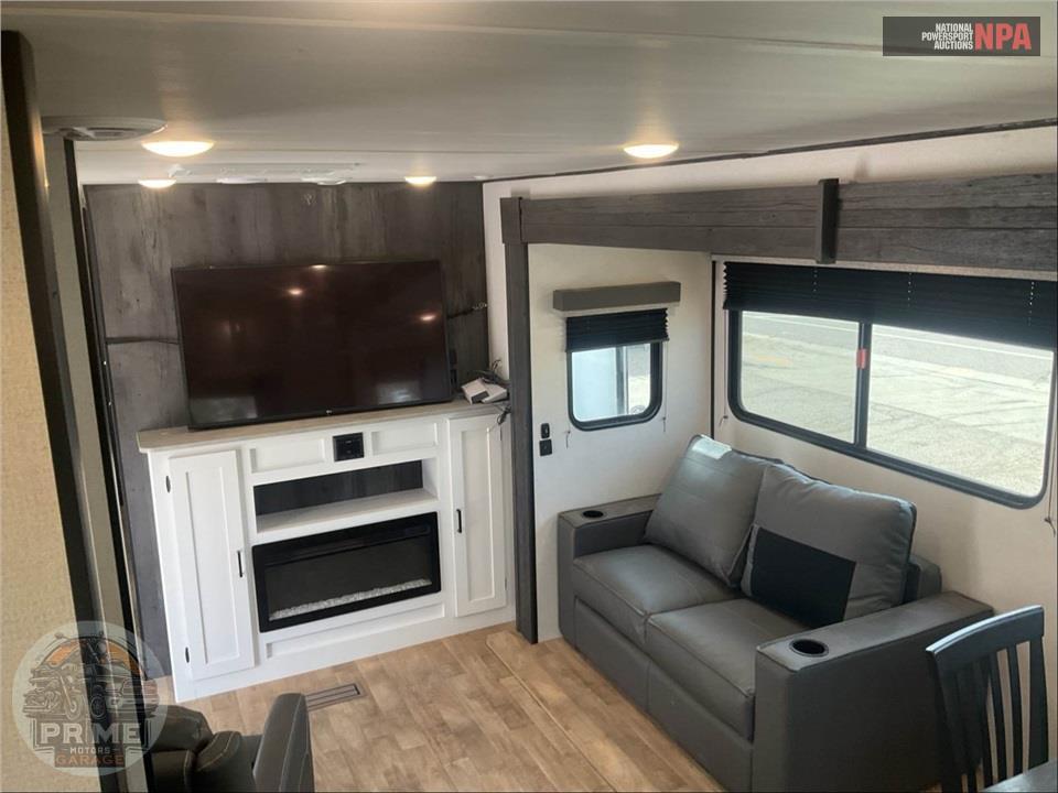 2023 Keystone Rv M-38 FKTS - HIDEOUT SERIES — фото 8