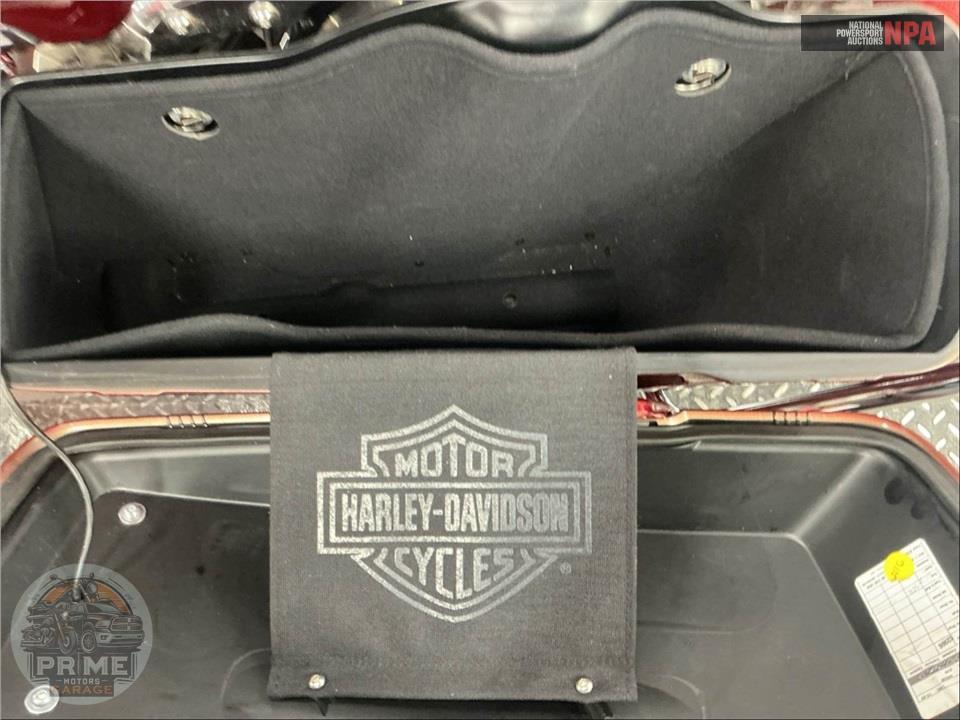 2009 Harley-Davidson FLHX STREET GLIDE — фото 26
