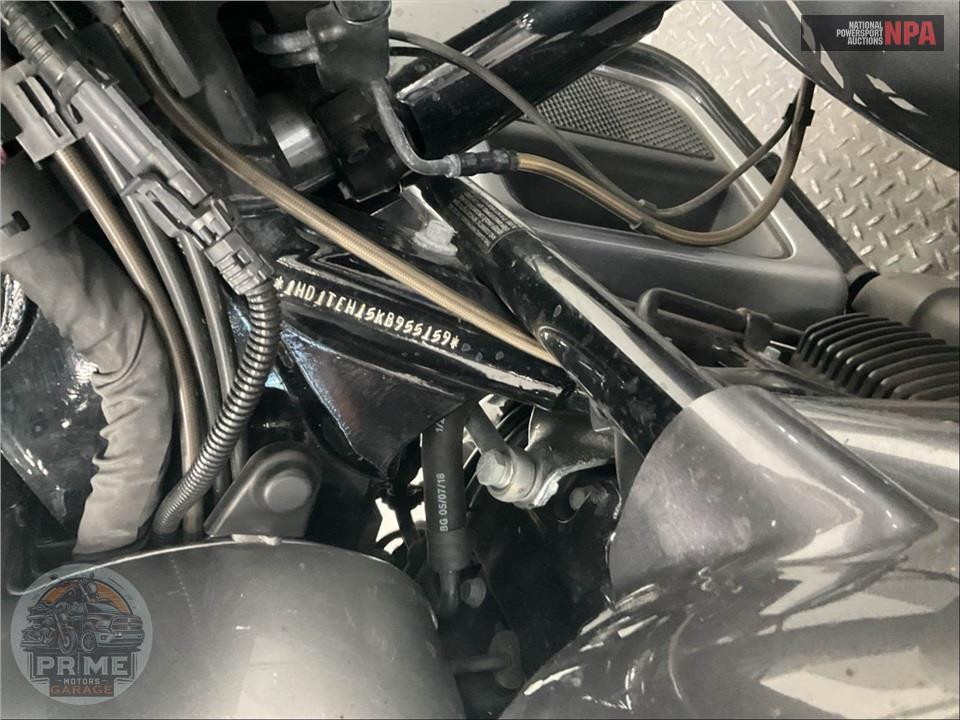 2019 Harley-Davidson FLHTKSE CVO LIMITED — фото 39