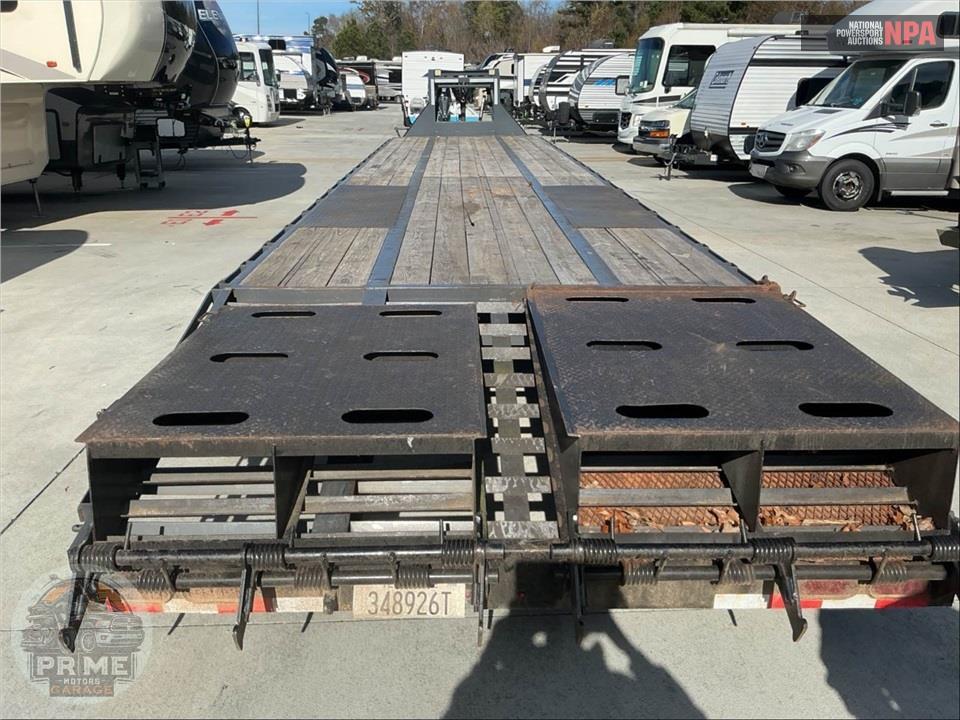 2023 Trail Maxx Trailers 40X8 GOOSENECK — фото 30