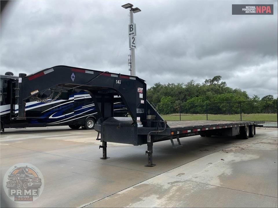 2021 Diamond C Trailers GOOSENECK TRAILER — фото 2