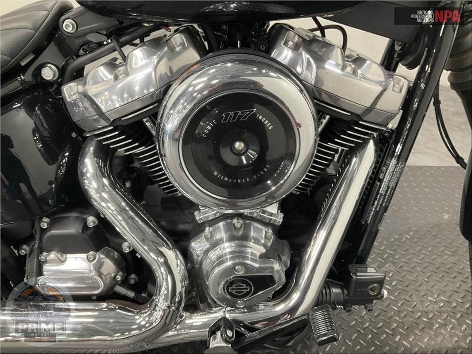2025 Harley-Davidson FXBB STREET BOB — фото 6