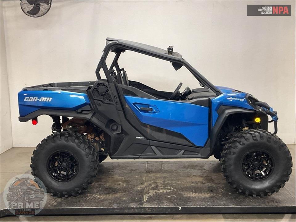 2022 Can-Am COMMANDER XT 700 — фото 1