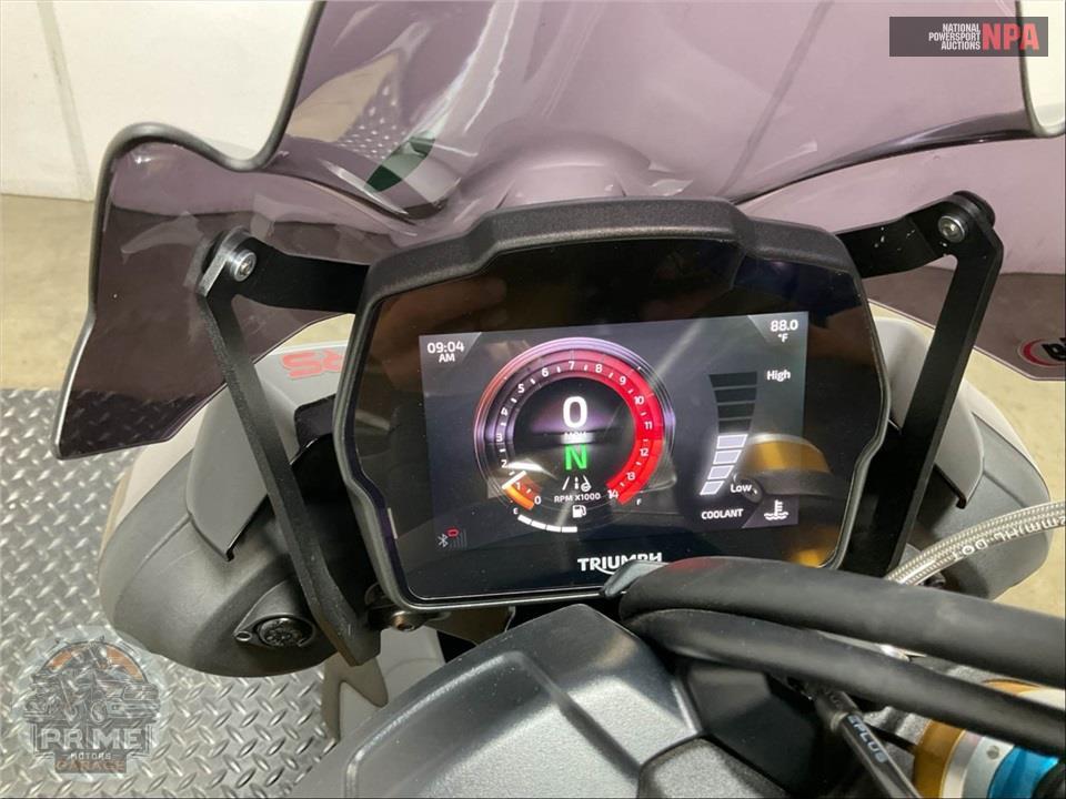 2025 Triumph SPEED TRIPLE 1200 RS — фото 8