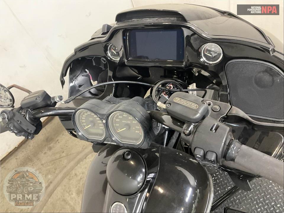 2019 Harley-Davidson FLTRXS ROAD GLIDE SPECIAL — фото 57