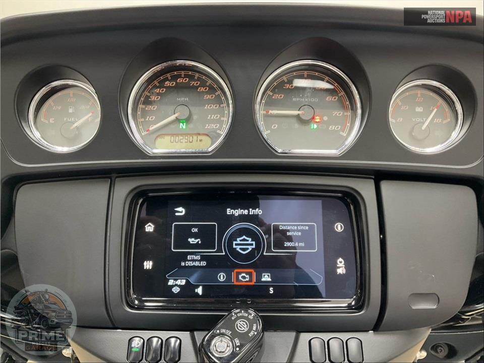 2025 Harley-Davidson FLHTCUTG TRI GLIDE ULTRA CLASSIC — фото 5
