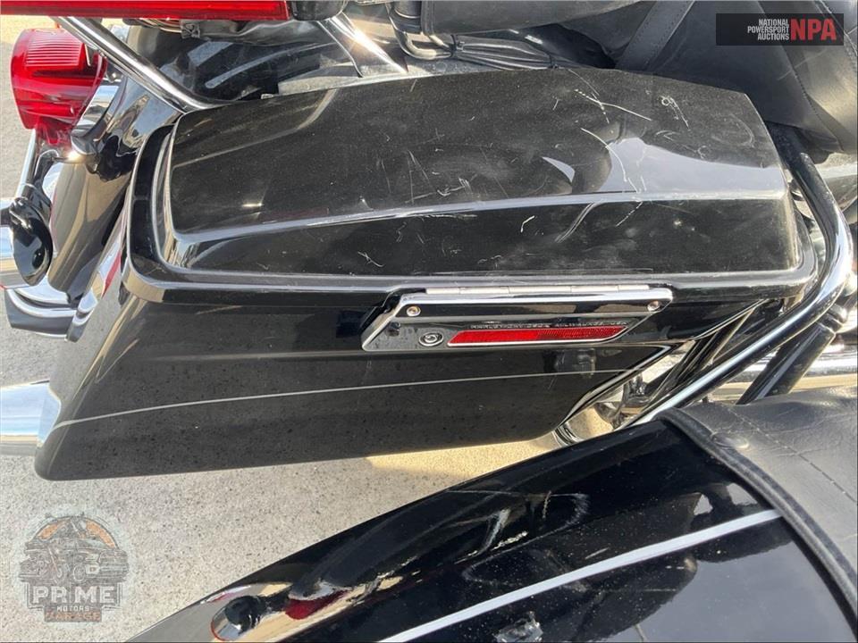 2013 Harley-Davidson FLHTK ELECTRA GLIDE UL LI — фото 22