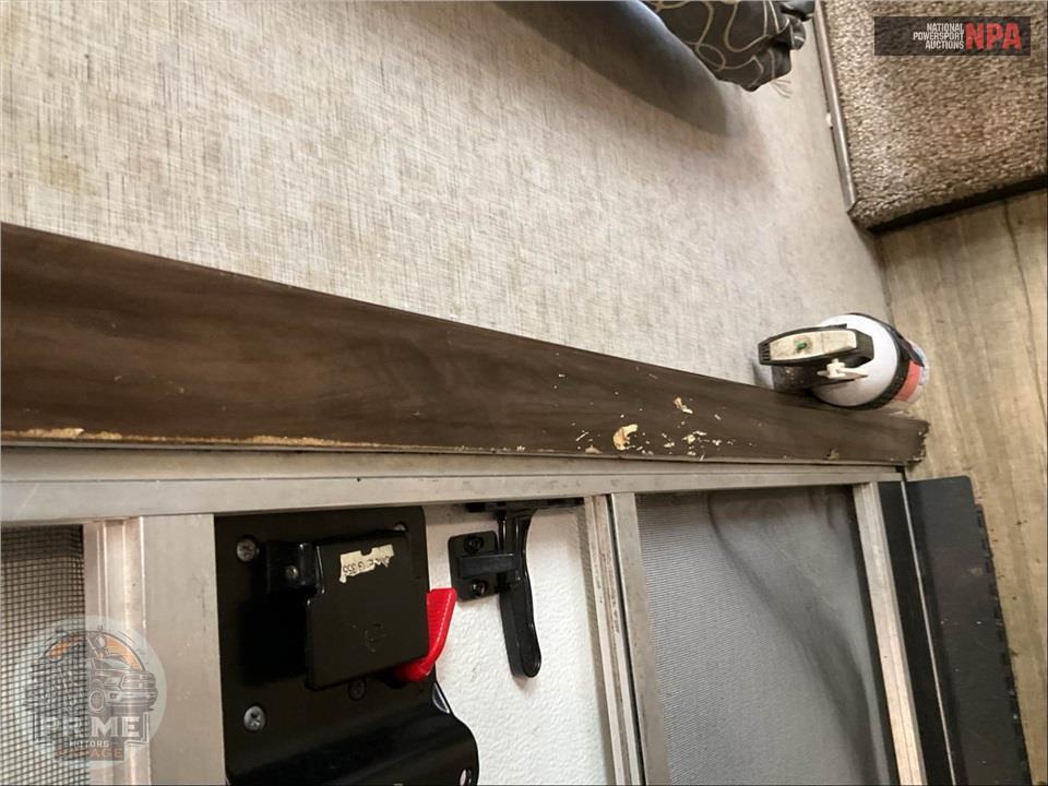 2019 Cherokee By Forest River M-26RR - GREY WOLF TOY HAULER SERIES — фото 24
