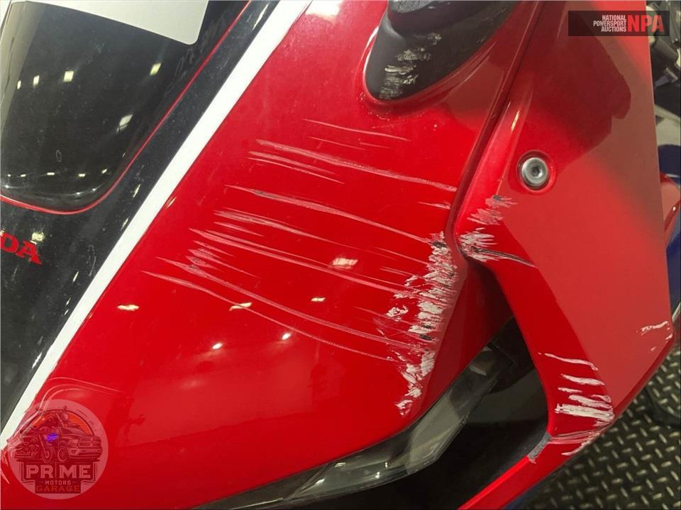 2022 Honda CBR1000RR — фото 18