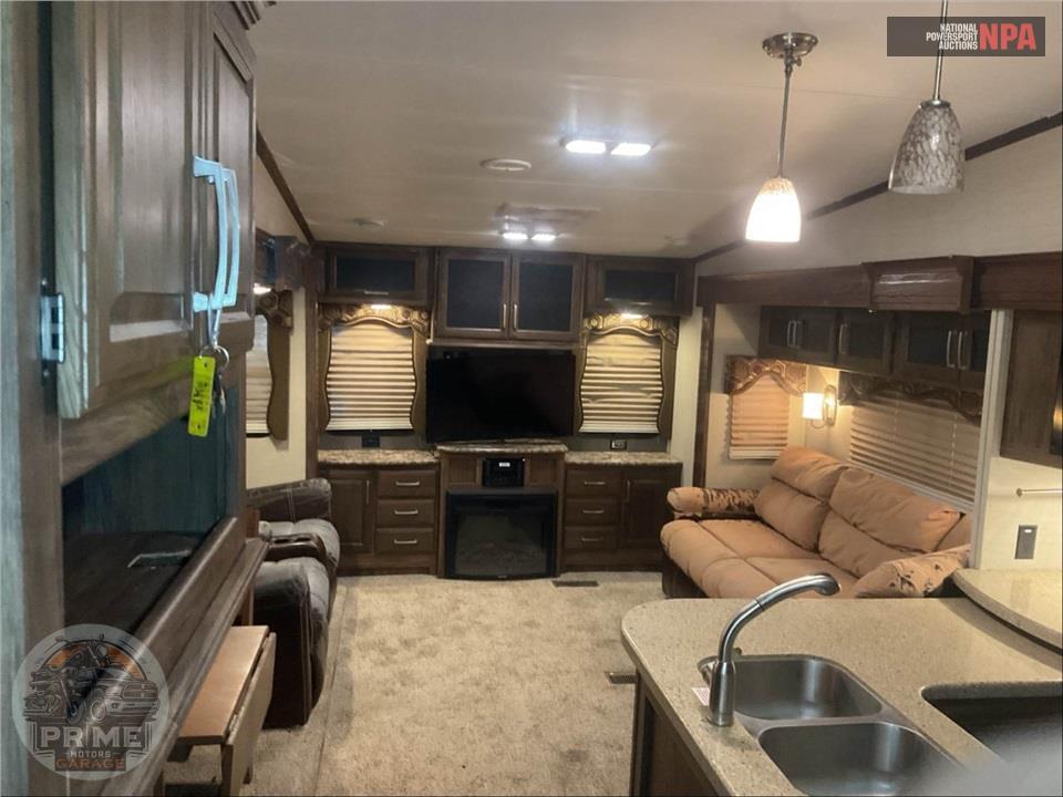 2015 Keystone Rv M-327 RES - COUGAR FIFTH WHEEL SERIES — фото 6