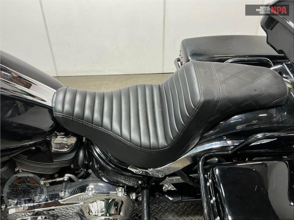 2019 Harley-Davidson FXLR LOW RIDER — фото 27