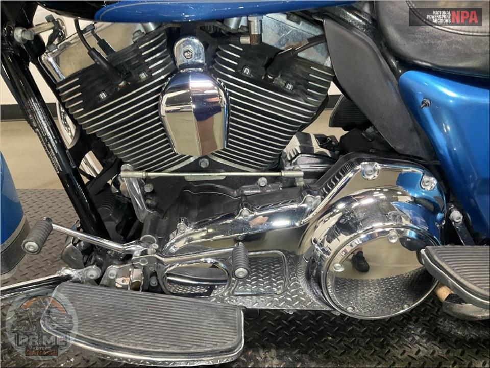 2011 Harley-Davidson FLHTCUTG TRIGLIDE UL CLSC — фото 7