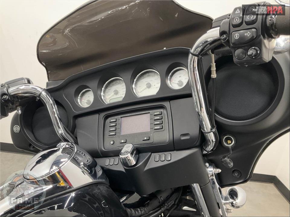 2020 Harley-Davidson FLHX STREET GLIDE — фото 25