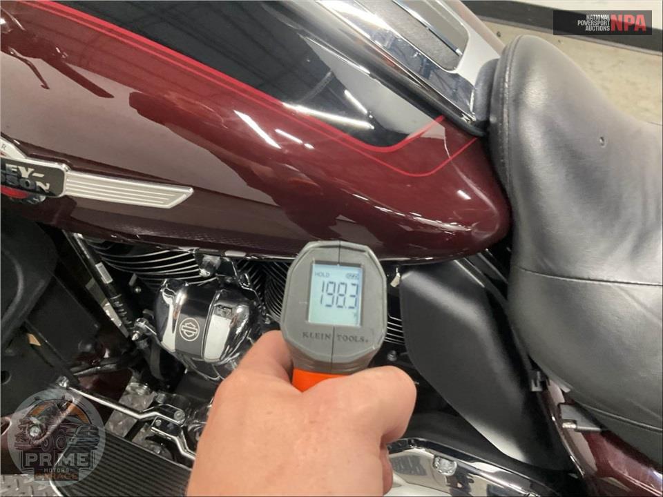 2022 Harley-Davidson FLHTCUTG TRI GLIDE ULTRA CLASSIC — фото 15
