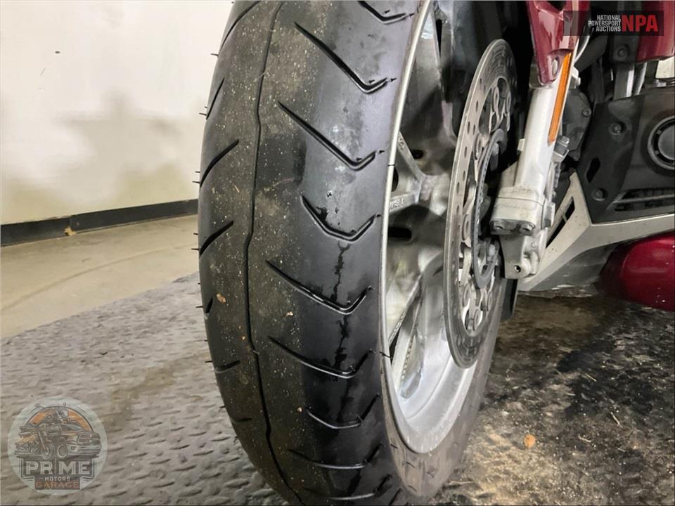 2018 Honda GL1800 GOLDWING TOUR (RED) — фото 16