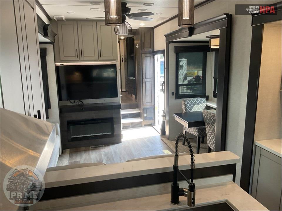 2021 Redwood Rv M-4001 LK - FIFTH WHEEL SERIES — фото 9
