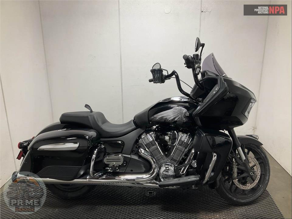 2021 Indian Motorcycle CHALLENGER (BLACK) — фото 1