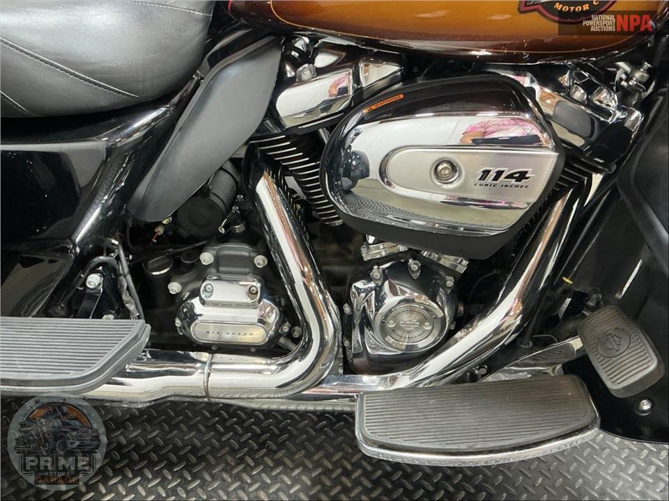 2024 Harley-Davidson FLHTCUTG TRI GLIDE ULTRA CLASSIC — фото 6