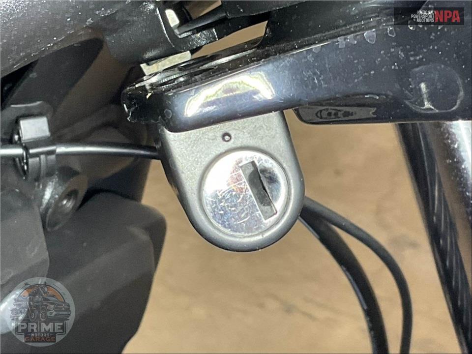 2025 Indian Motorcycle SUPER SCOUT LIMITED WITH TECHNOLOGY PACKAGE (COLOR) — фото 11