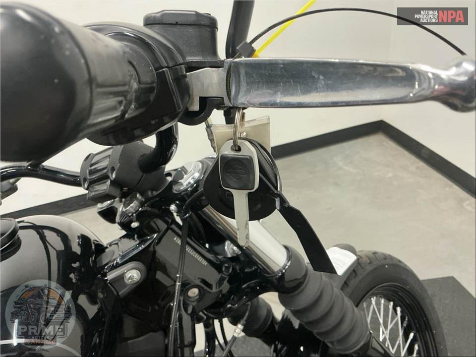 2018 Harley-Davidson FXBB STREET BOB — фото 11