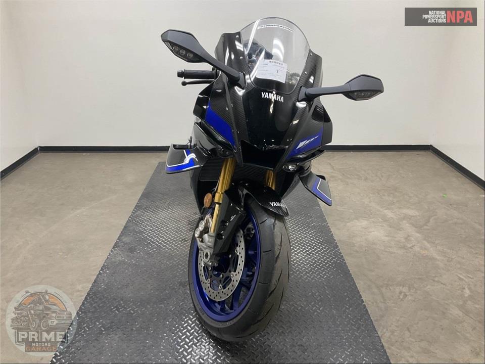2025 Yamaha YZF-R1M — фото 2