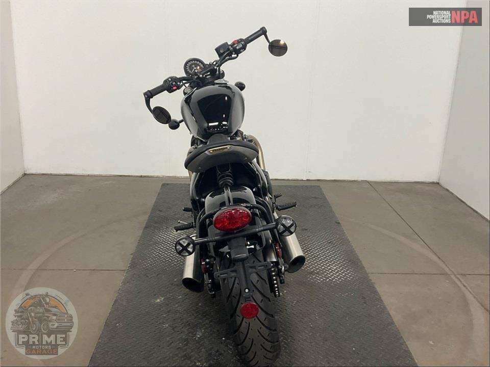 2025 Triumph BONNEVILLE BOBBER — фото 4