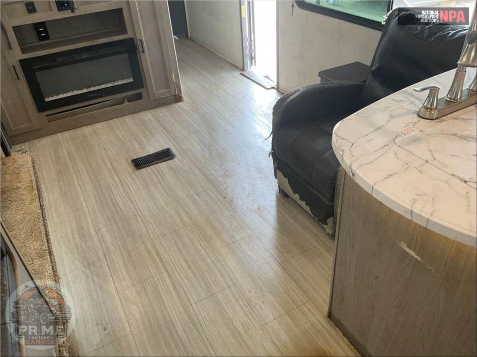 2021 Keystone Rv M-28 RKS - HIDEOUT LUXURY SERIES — фото 8