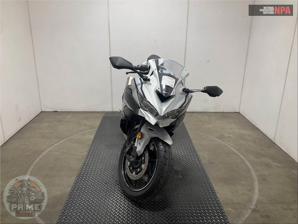 2025 Kawasaki ZX400SSFAL NINJA ZX-4RR (ABS) — фото 2