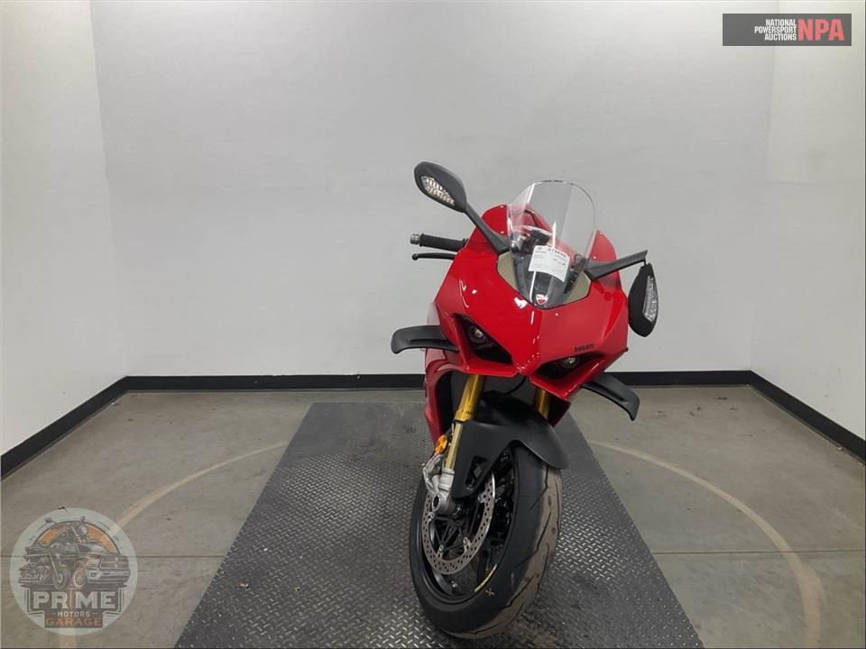 2024 Ducati PANIGALE V4 S — фото 2