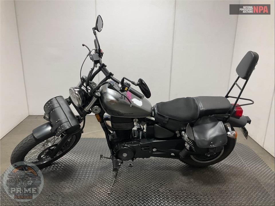 2019 Suzuki LS650BL9 BOULEVARD S40 — фото 3
