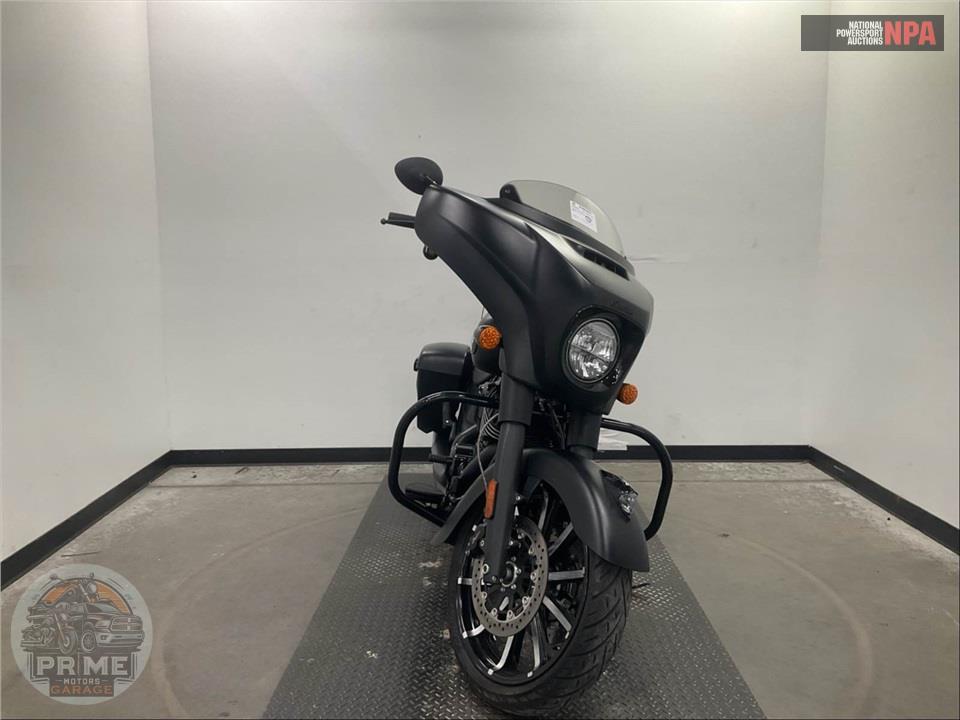 2022 Indian Motorcycle CHIEFTAIN DARK HORSE (BLACK SMOKE) — фото 2