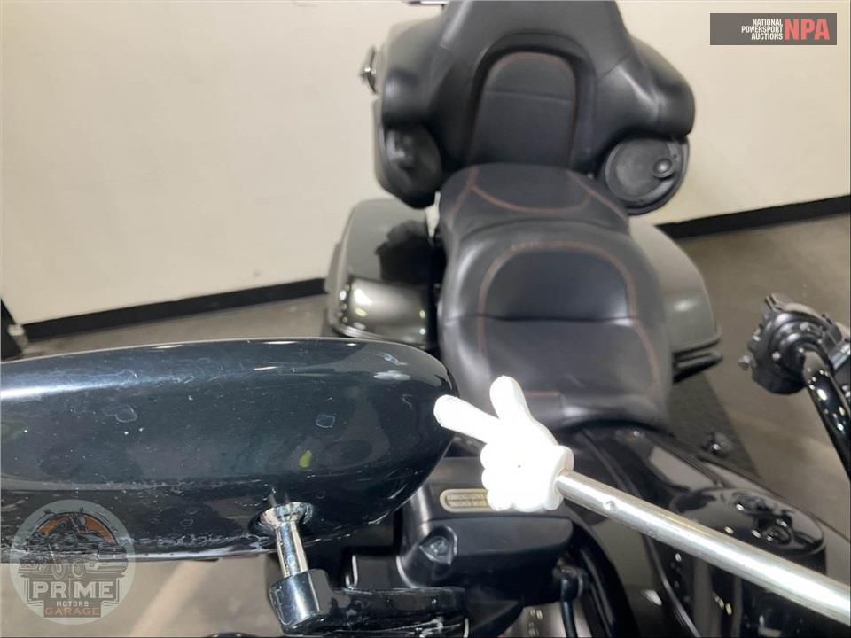 2018 Harley-Davidson FLHTKSE CVO LIMITED — фото 31