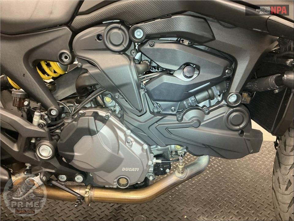 2022 Ducati MONSTER 937 PLUS — фото 6