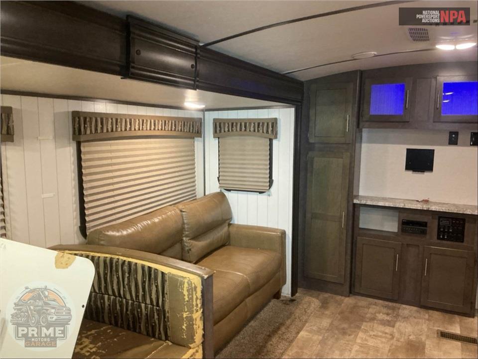 2017 Crossroads Rv M-291 RK - SUNSET TRAIL SUPER LITE SERIES — фото 9