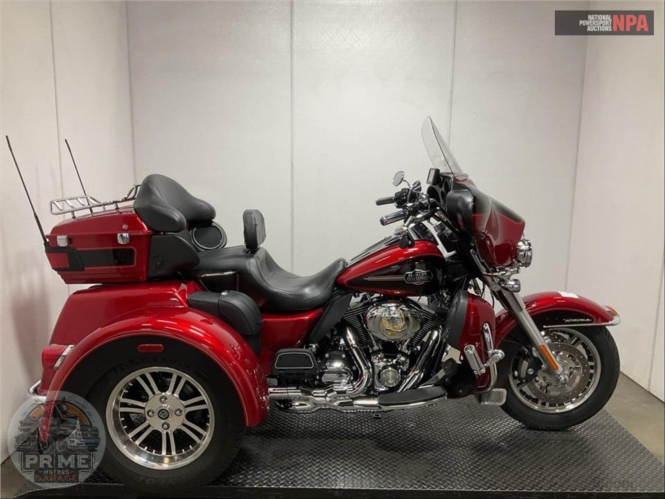 2012 Harley-Davidson FLHTCUTG TRIGLIDE UL CLSC — фото 1
