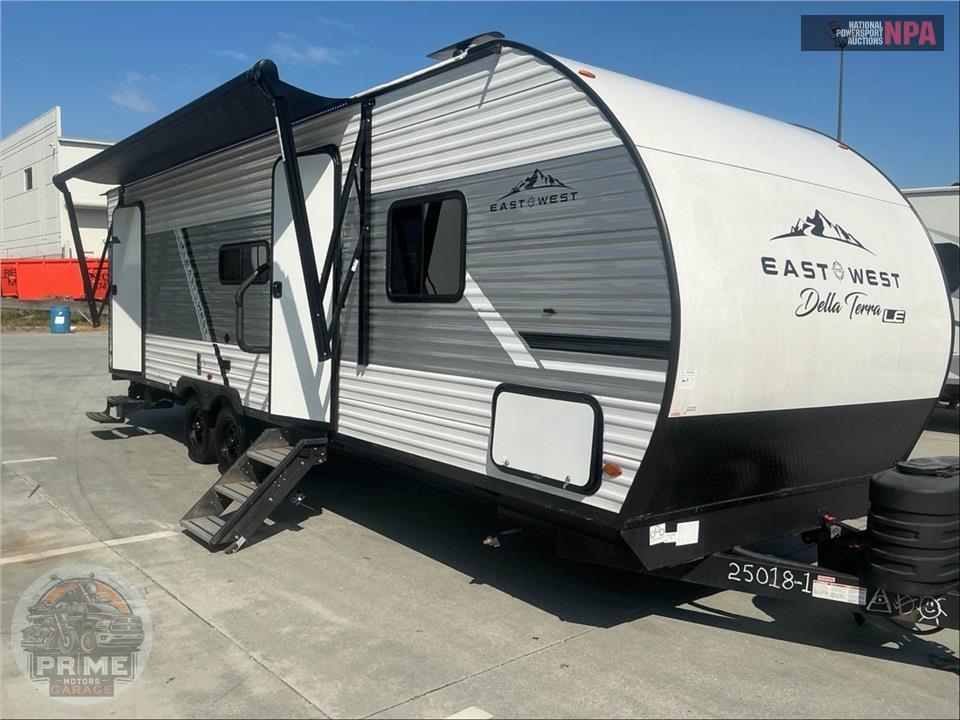 2025 EAST TO WEST M-255BHLE - DELLA TERRA LE SERIES