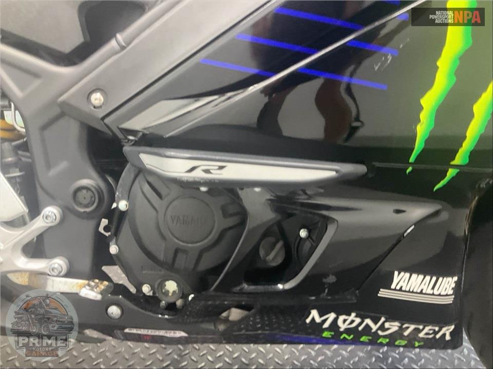2021 Yamaha YZF-R3 — фото 2