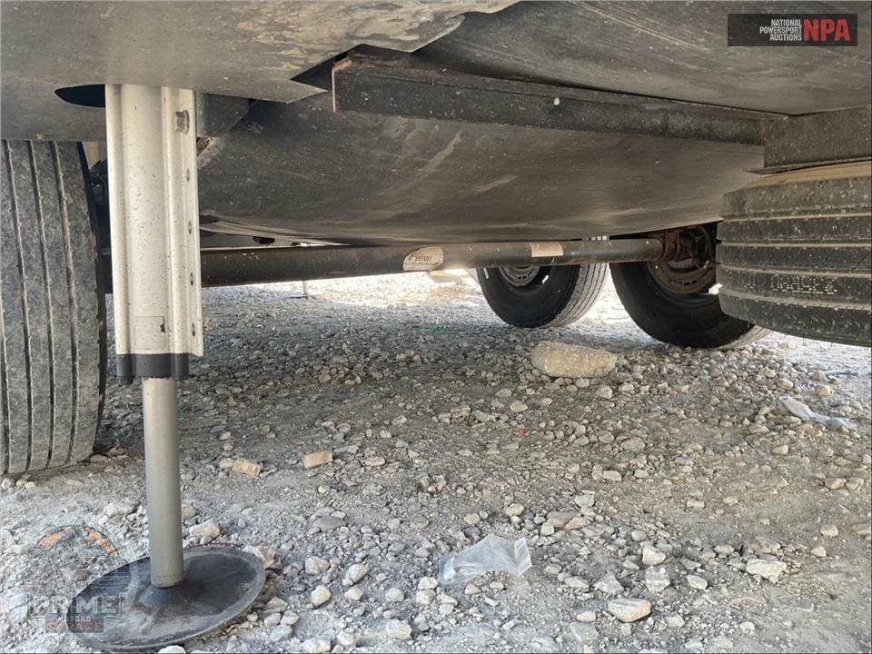 2017 Keystone Rv M-3791 RD - MONTANA FIFTH WHEEL SERIES — фото 53