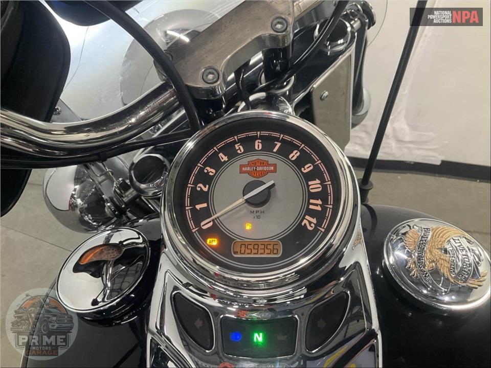 2017 Harley-Davidson FLSTC HERITAGE SOFTAIL CLASSIC — фото 5