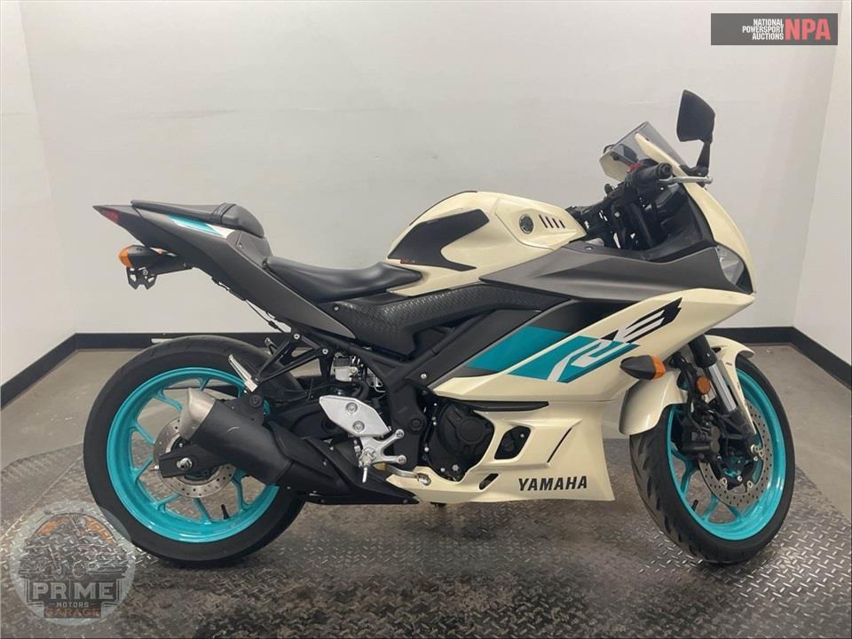 2024 Yamaha YZF-R3 — фото 1