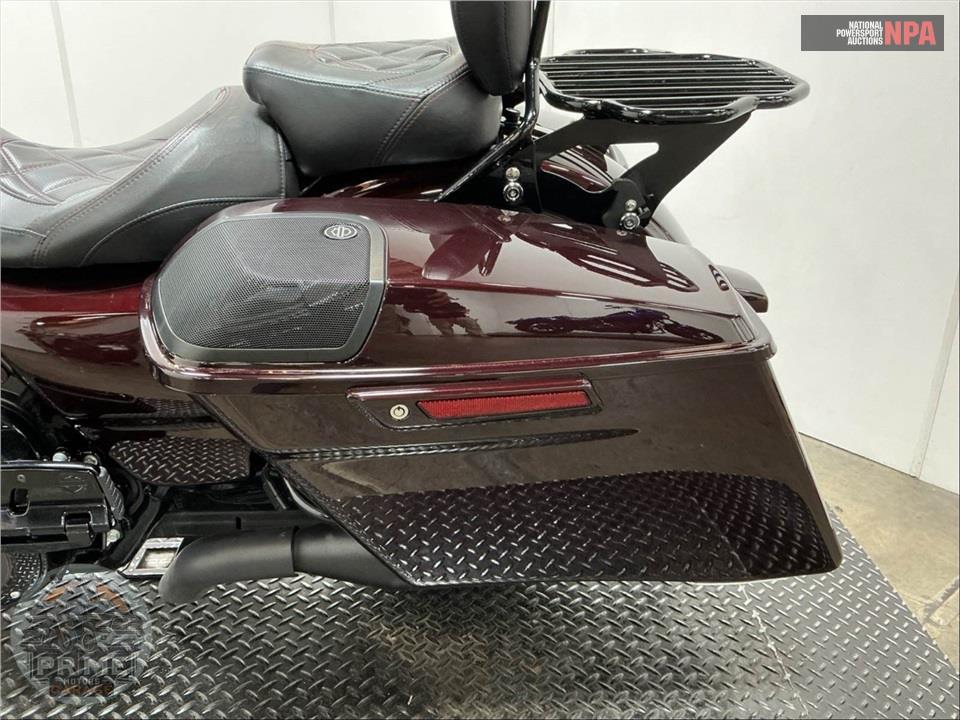 2019 Harley-Davidson FLHXSE CVO STREET GLIDE — фото 17