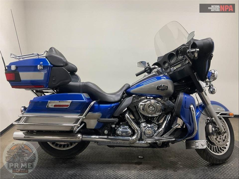 2009 Harley-Davidson FLHTCU ULTRA CLASSIC ELECTRA GLIDE — фото 1
