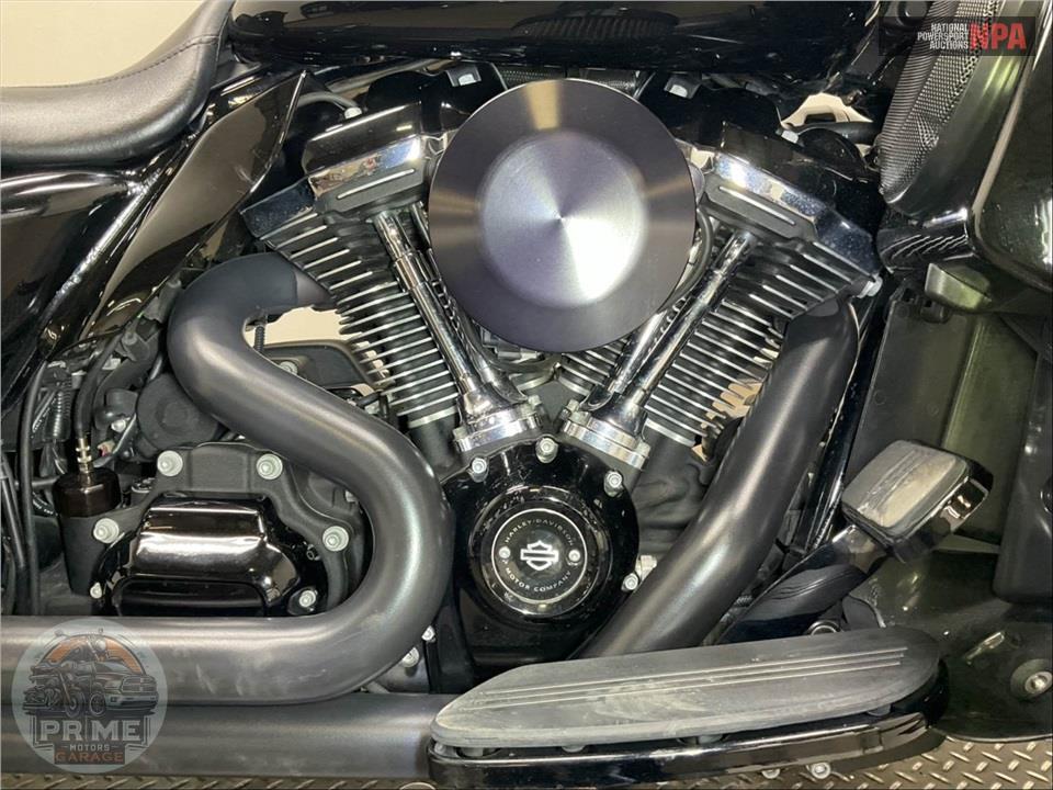 2018 Harley-Davidson FLHXS STREET GLIDE SPECIAL — фото 6