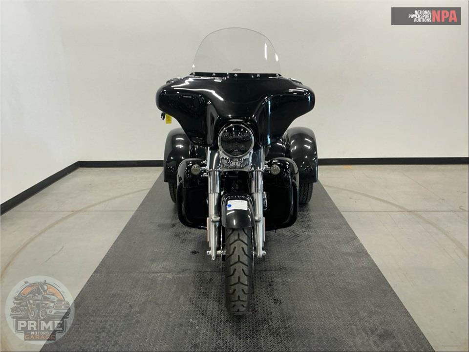 2016 Harley-Davidson FLRT FREEWHEELER — фото 2