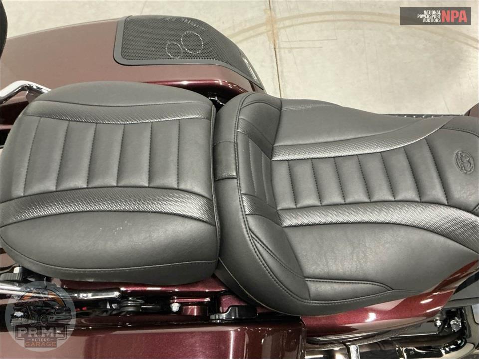 2024 Harley-Davidson FLHXSE CVO STREET GLIDE — фото 24
