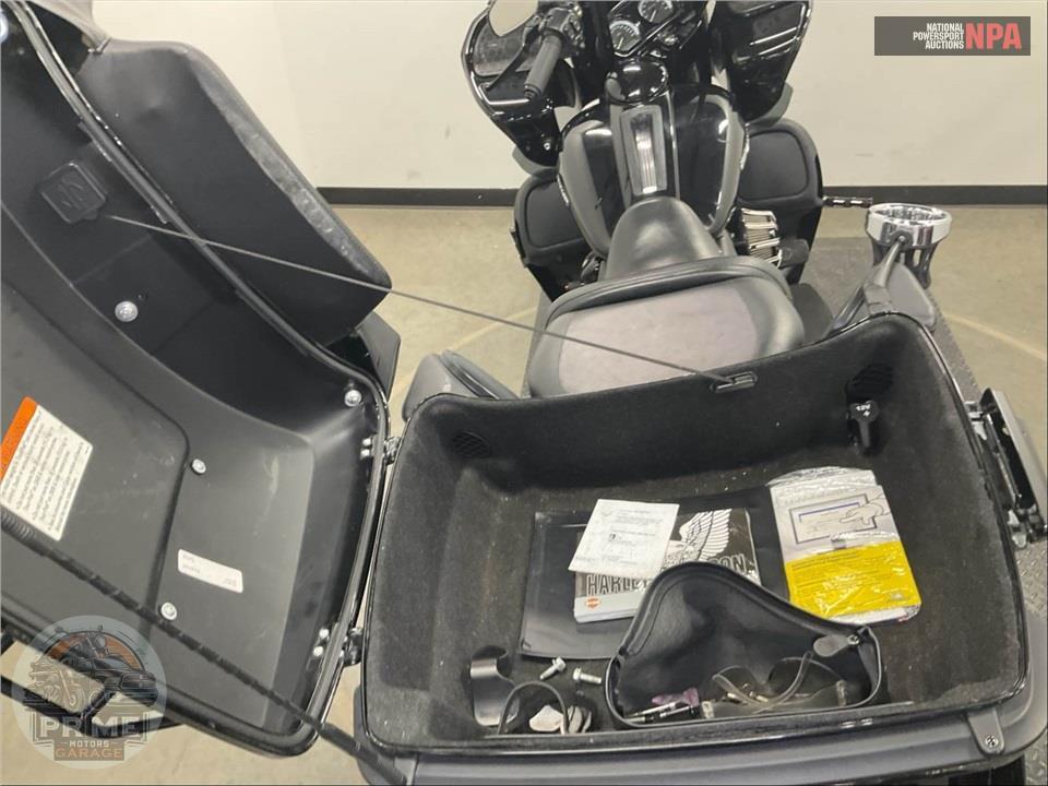 2020 Harley-Davidson FLTRK ROAD GLIDE LIMITED — фото 28