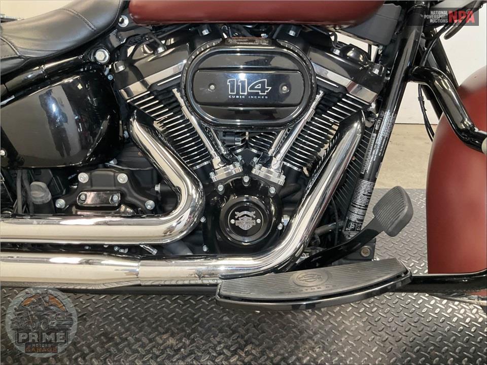2018 Harley-Davidson FLHCS HERITAGE CLASSIC 114 — фото 6