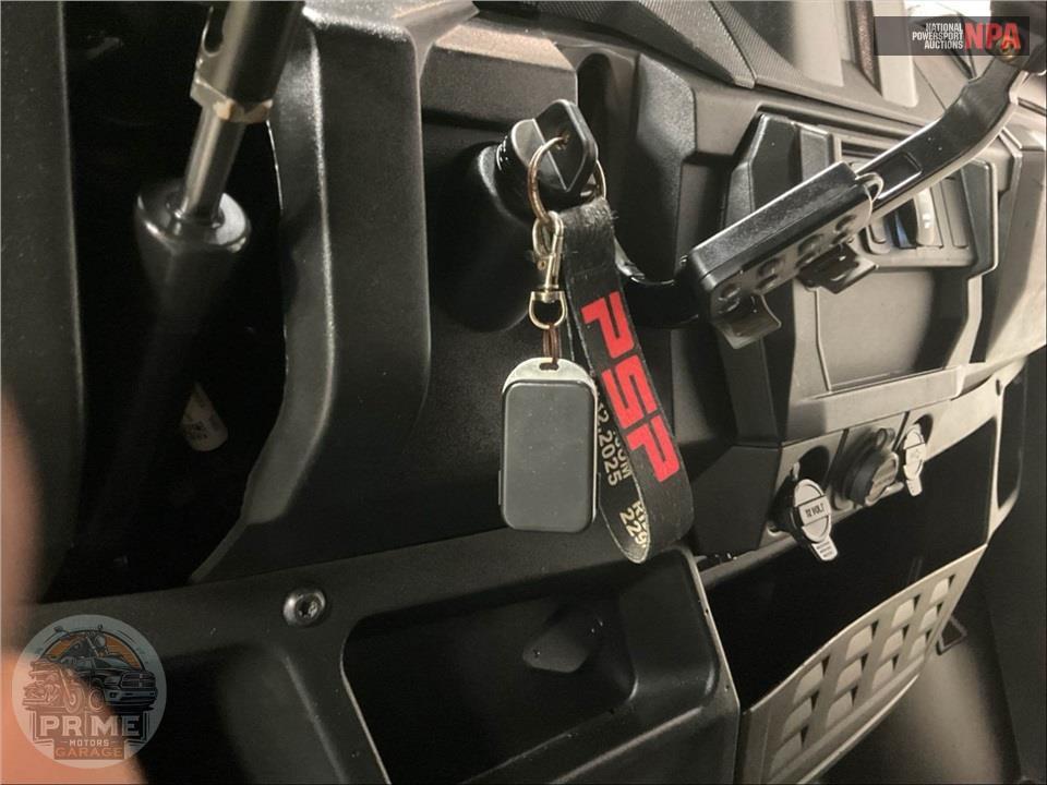 2024 Polaris RANGER CREW XP 1000 PREMIUM — фото 7