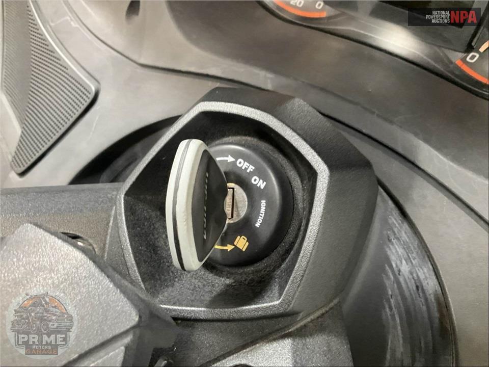2013 Can-Am SPYDER RT SE5 LIMITED — фото 10