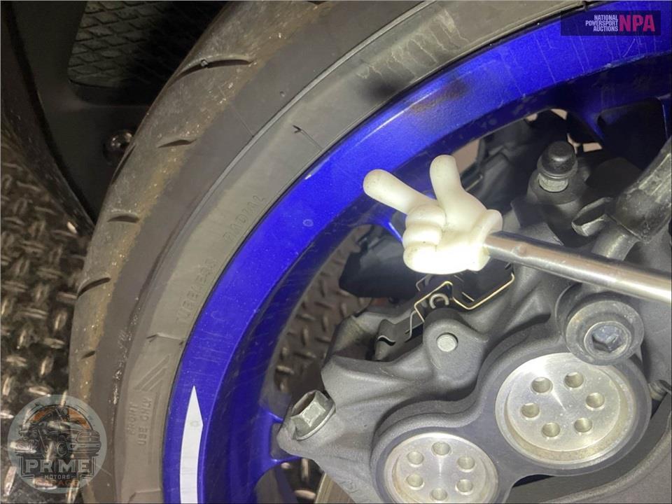 2023 Yamaha YZF-R1 — фото 21